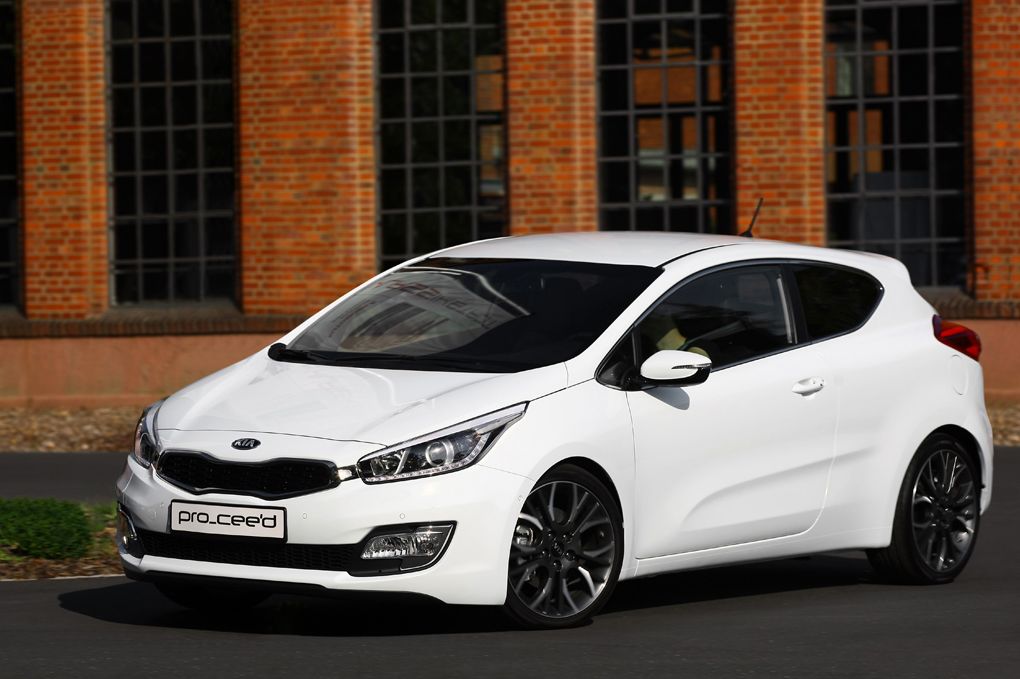 Kia pro cee'd - світова прем'єра в Парижі