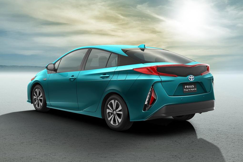 Новий Prius Plug-in Hybrid дебютував на автосалоні в Нью-Йорку