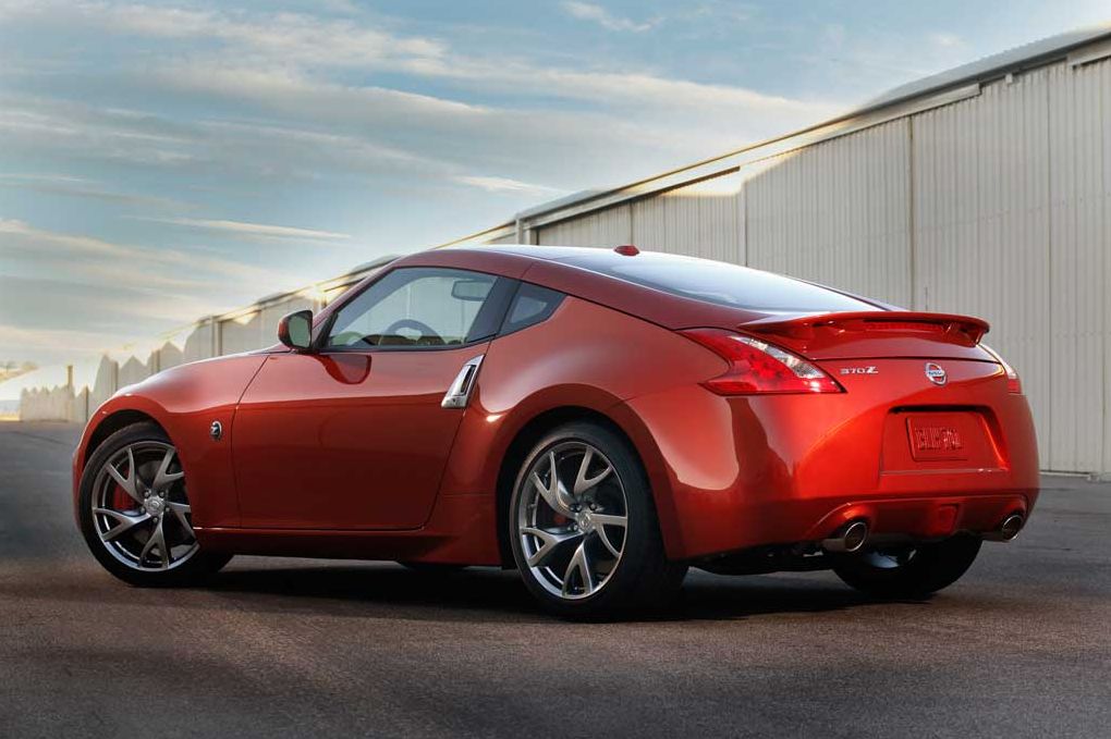 Nissan 370Z - перші зображення нової моделі