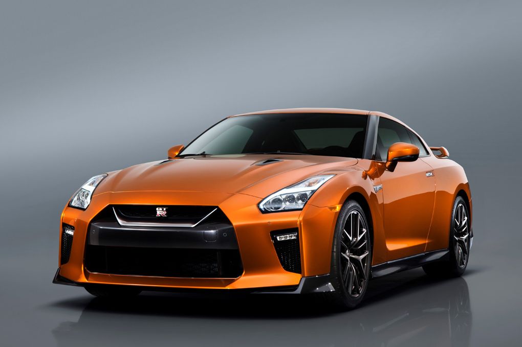 Nissan GT-R 2017 дебютує на Міжнародному автосалоні в Нью-Йорку