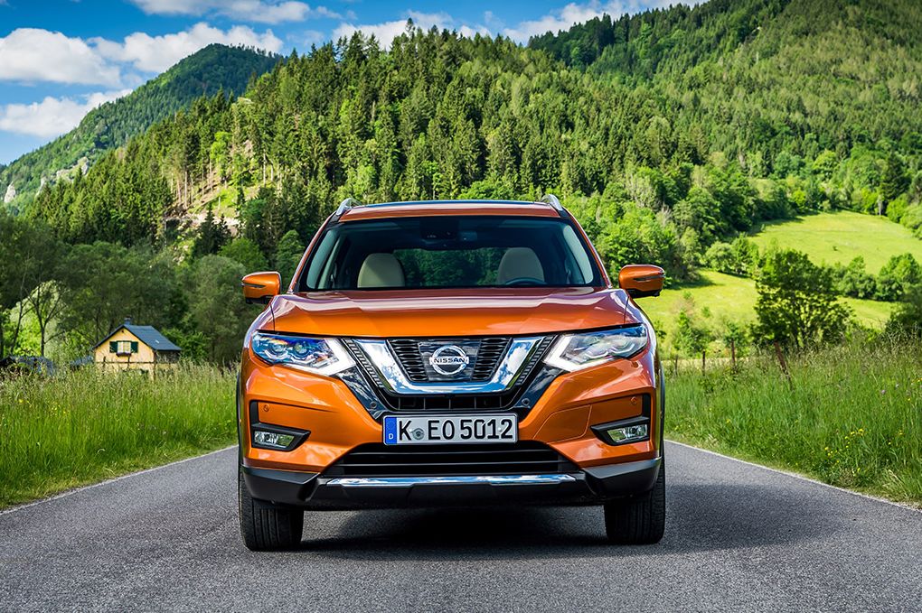 Новий Nissan X-Trail отримав фейсліфтинг