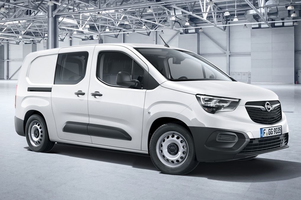 Світова прем'єра на IAA Commercial Vehicle Show: Opel Combo Cargo