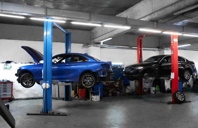 Сто BMW в Киеве: Как выбрать надежный сервисный центр?