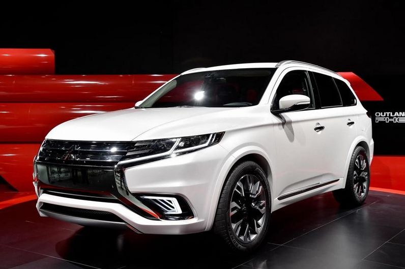 Історія та перспективи розвитку Mitsubishi Motors у сфері електромобілів.
