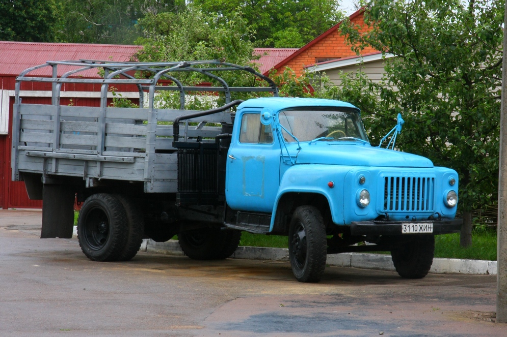 Автомобіль на дровах: як він працює?