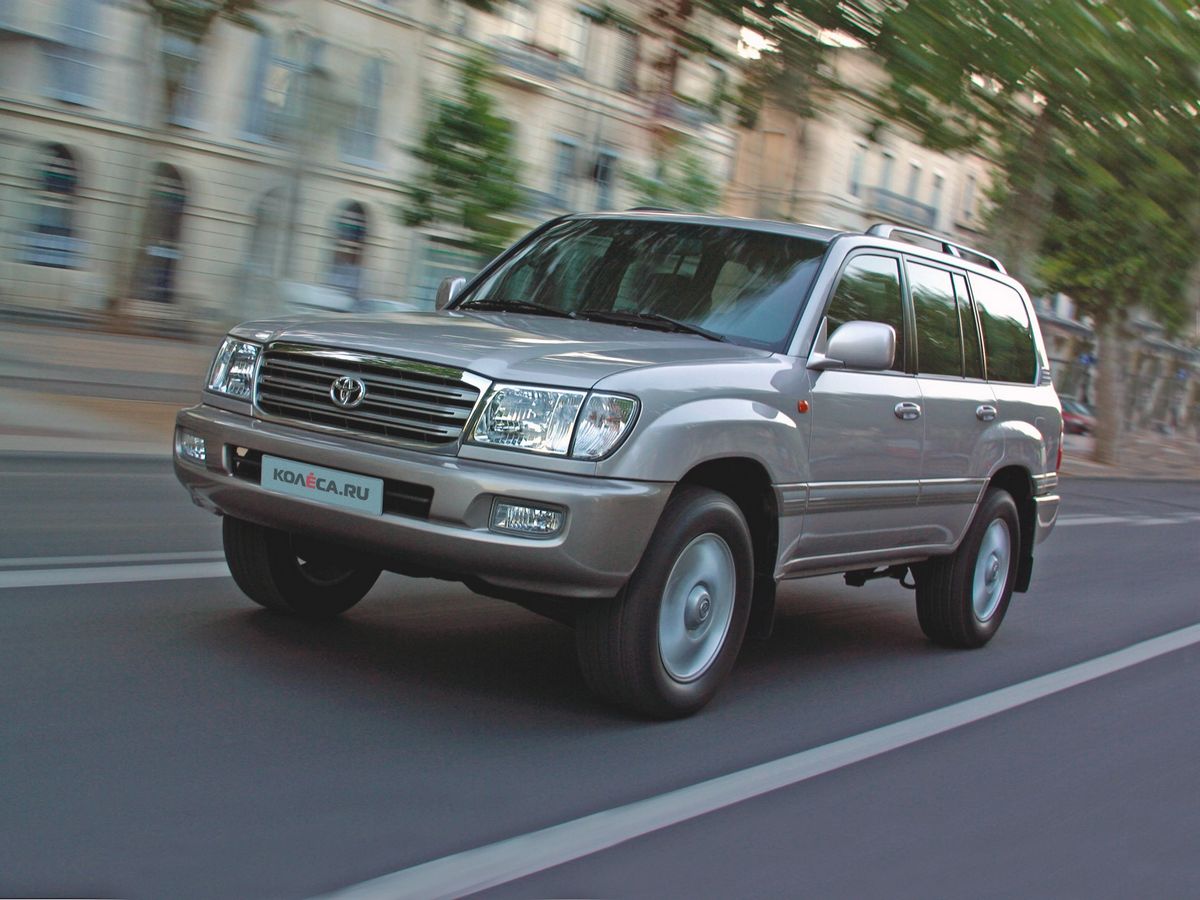 Ще походить: купуємо Toyota Land Cruiser 100 за мільйон рублів