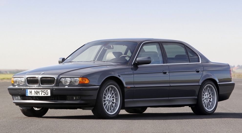 Як правильно купити BMW 7 Series E38: той самий «Бумер»