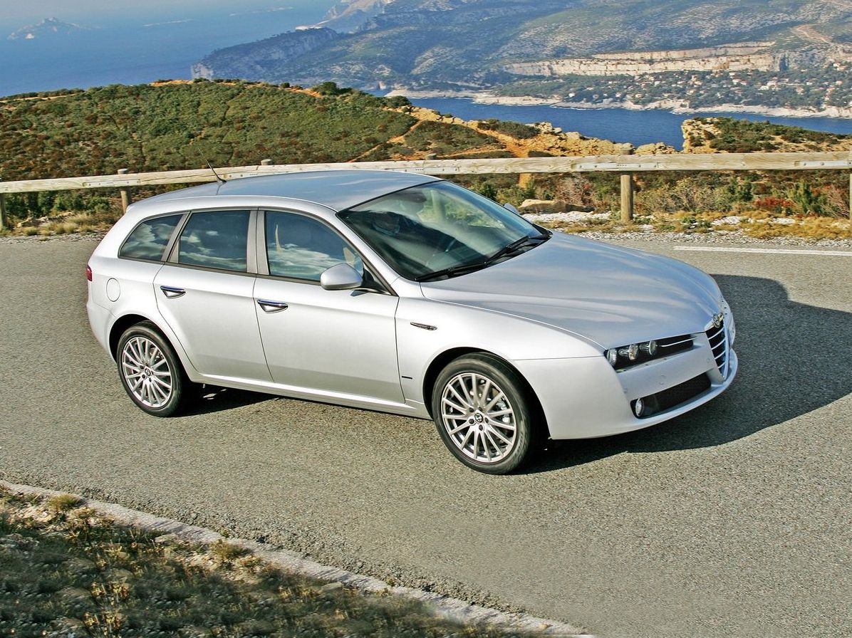 Alfa Romeo 159 з пробігом: загадковий Selespeed та італійські дивацтва ДВЗ