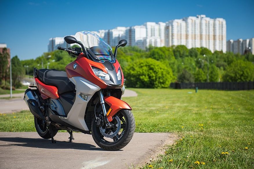 Автомобілезамінник: тест-драйв BMW C 650 Sport