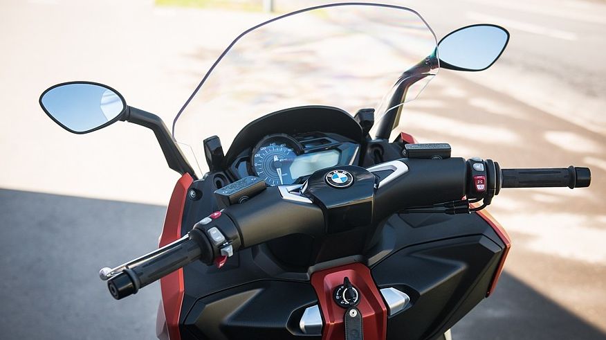 Автомобілезамінник: тест-драйв BMW C 650 Sport