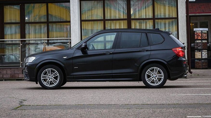 BMW X3 F25 з пробігом: пластик не ламати, двері не розкривати, електрику не чіпати