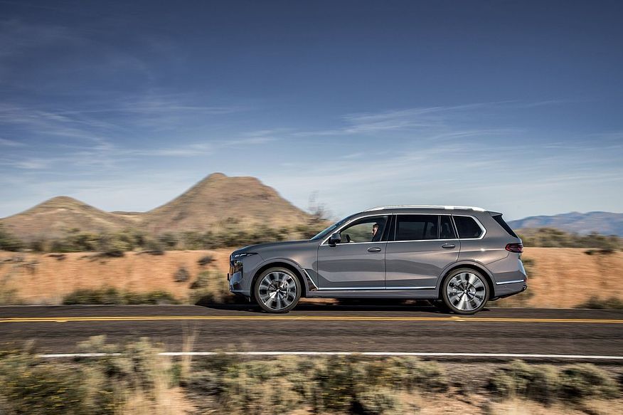 BMW X7 або Lixiang L9: що і як вигідніше купити та обслуговувати