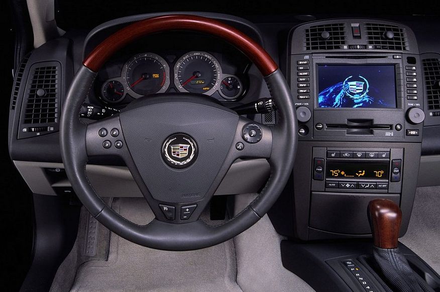 Cadillac CTS l з пробігом: внутрішня корозія кузова і надзвичайно дорога підвіска