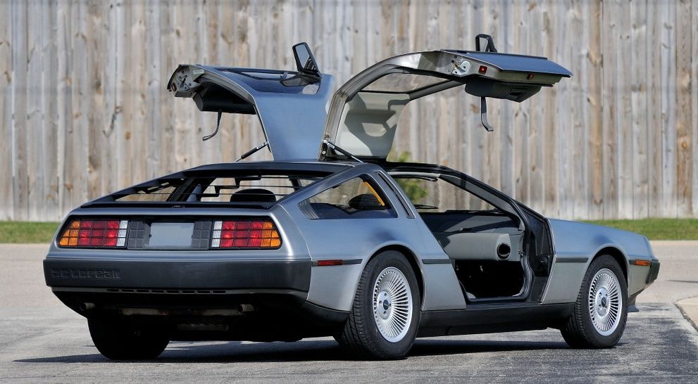 DeLorean DMC-12: як ірландський горе-автомобіль став машиною часу