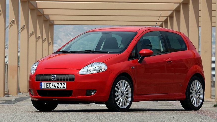 Fiat Grande Punto з пробігом: двері з бахромою і примхи електропідсилювача