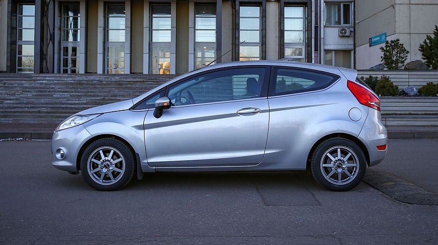 Ford Fiesta VI з пробігом: підвіска радує, а в кузов вкладатися сенсу немає