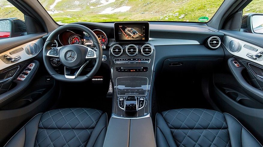 GLC Coupe і компанія: обираємо драйверський преміум-кросовер за 4 мільйони лей