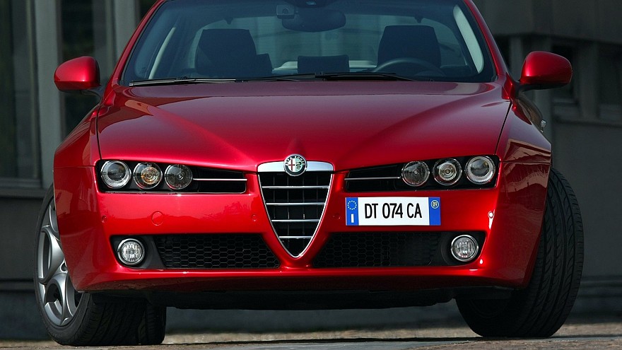 Alfa Romeo 159 з пробігом: шум преміального салону і сльози, що заливають електрику