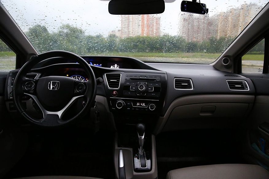 Honda Civic IX з пробігом: відсутність антикору і поки що безпроблемна електрика