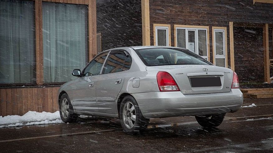 Hyundai Elantra XD з пробігом: під хрускіт гранат і стукіт клапанів