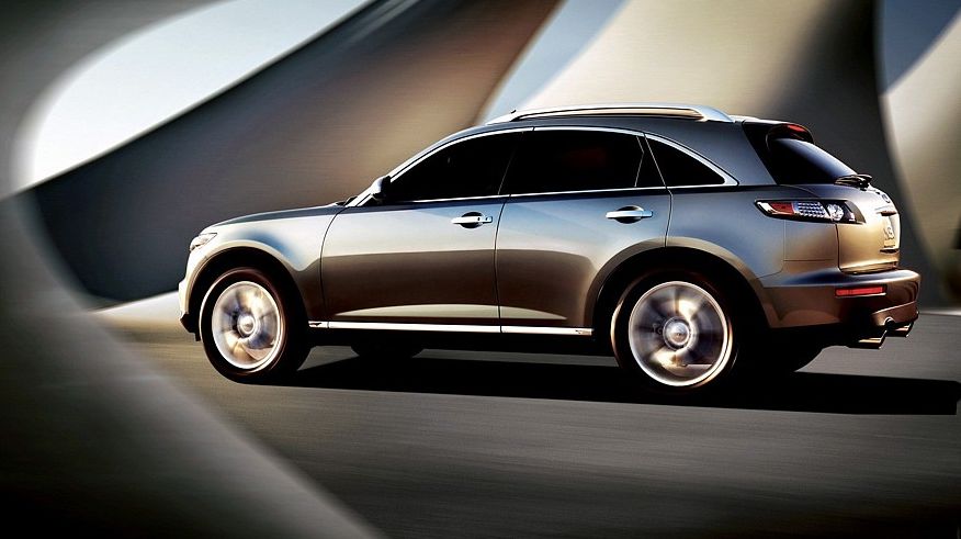 Infiniti FX S50 з пробігом: у коробці горить проводка, у моторах - каталізатори