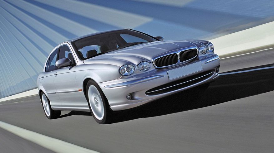 Jaguar X-Type з пробігом: згубні вібрації трансмісії та хороші мотори з поганим впуском