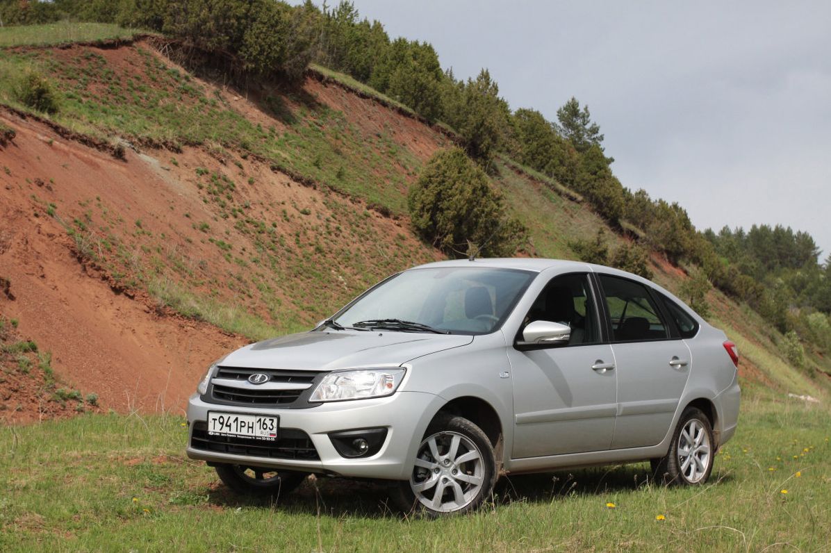 Lada Granta ліфтбек: п'ять відмінностей від седана