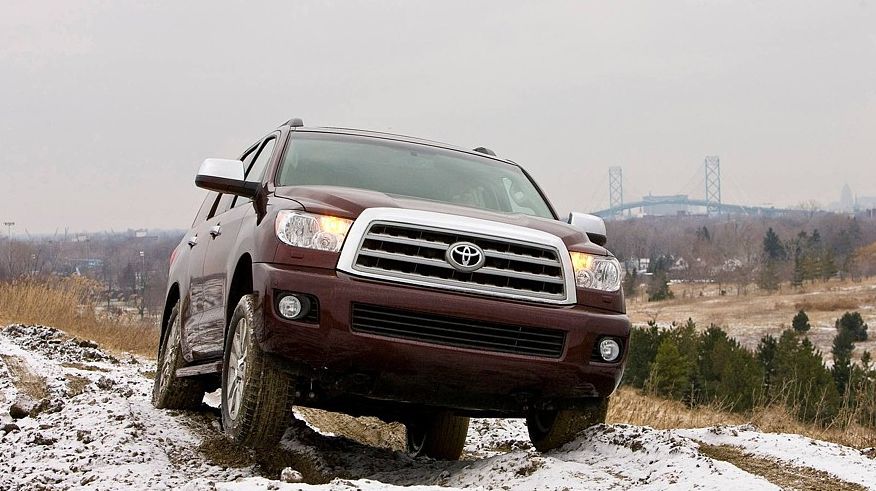 Land Cruiser на стероїдах: чи варто купувати Toyota Sequoia за 2 500 000 лей?