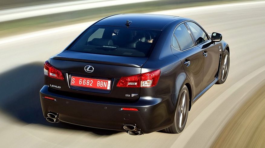 Lexus IS ll з пробігом: болгаркою по підвісці, зварюванням по генератору