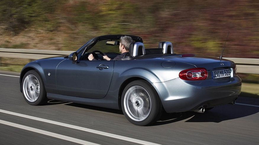 Mazda MX-5 III з пробігом: майже безпроблемні силові агрегати і легкий спосіб форсування до 200 сил