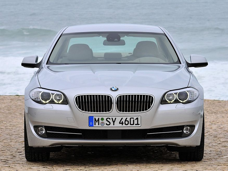 Memento mori: обираємо BMW 5 series F10 з пробігом