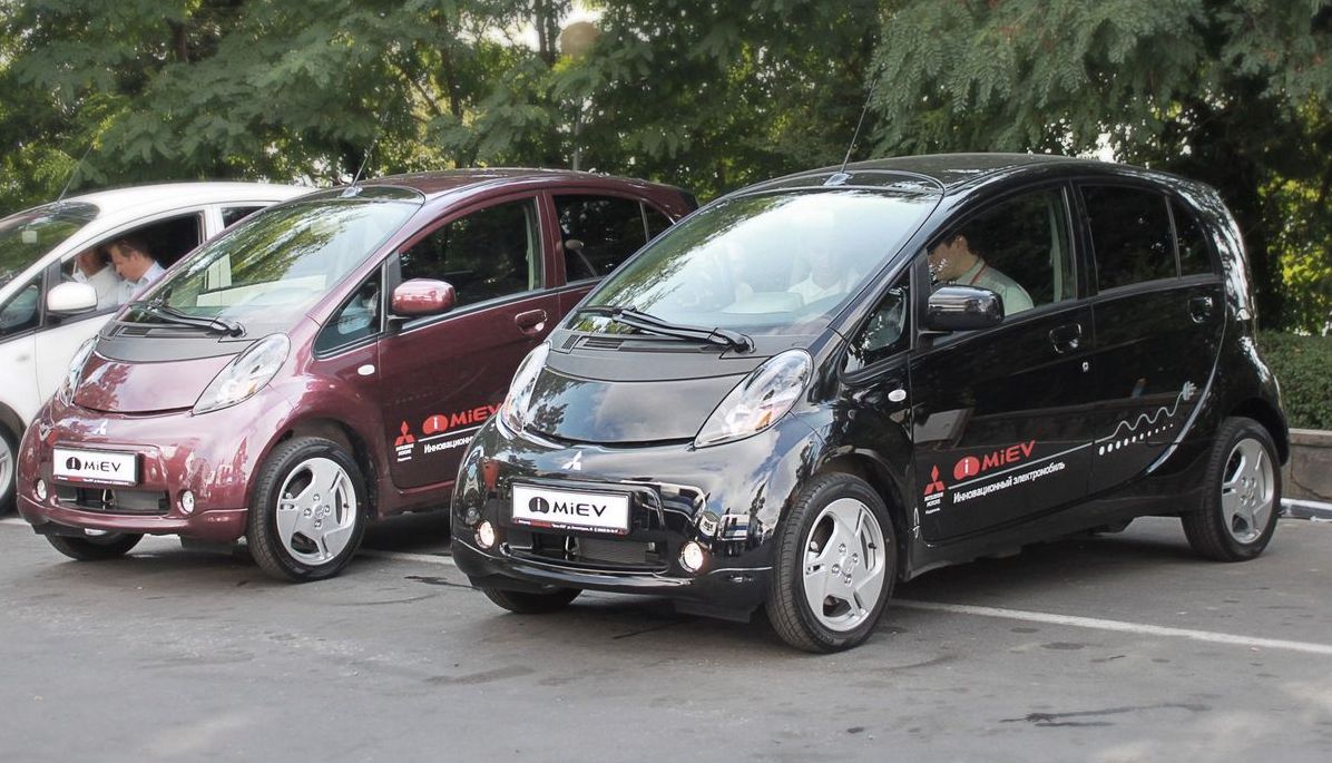 Mitsubishi i-MIEV: життя без бензину та солярки