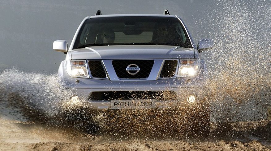 Nissan Pathfinder R51 з пробігом: криві рами і колеса, що відлітають