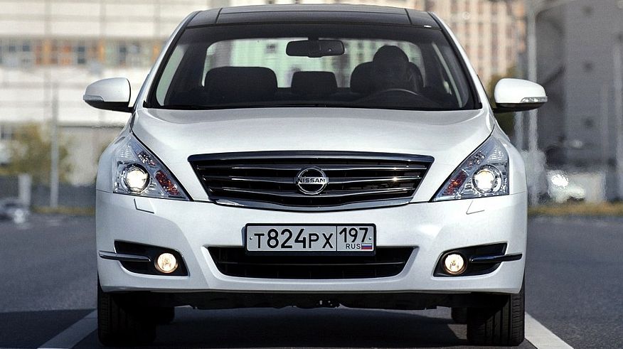 Nissan Teana II J32 з пробігом: хороші мотори і беззахисний варіатор