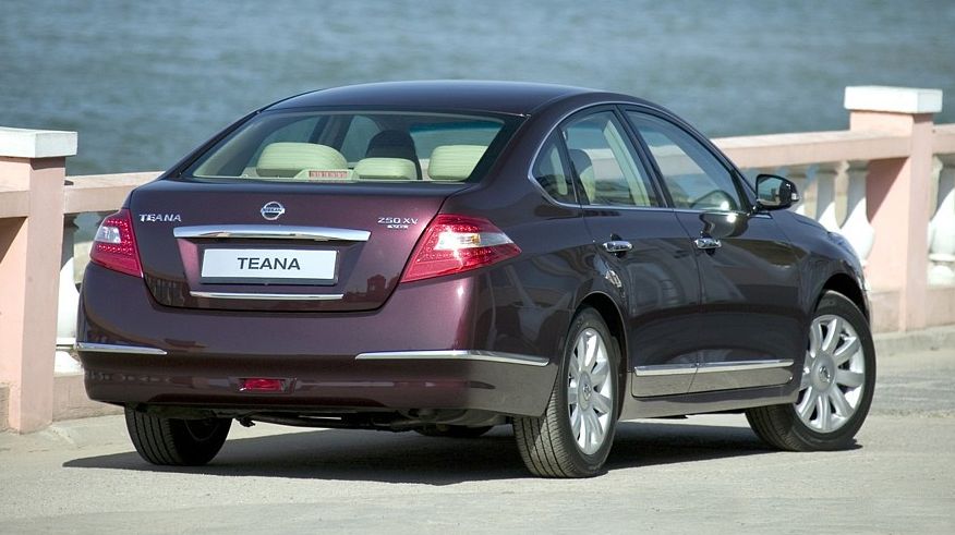 Nissan Teana II J32 з пробігом: хороші мотори і беззахисний варіатор