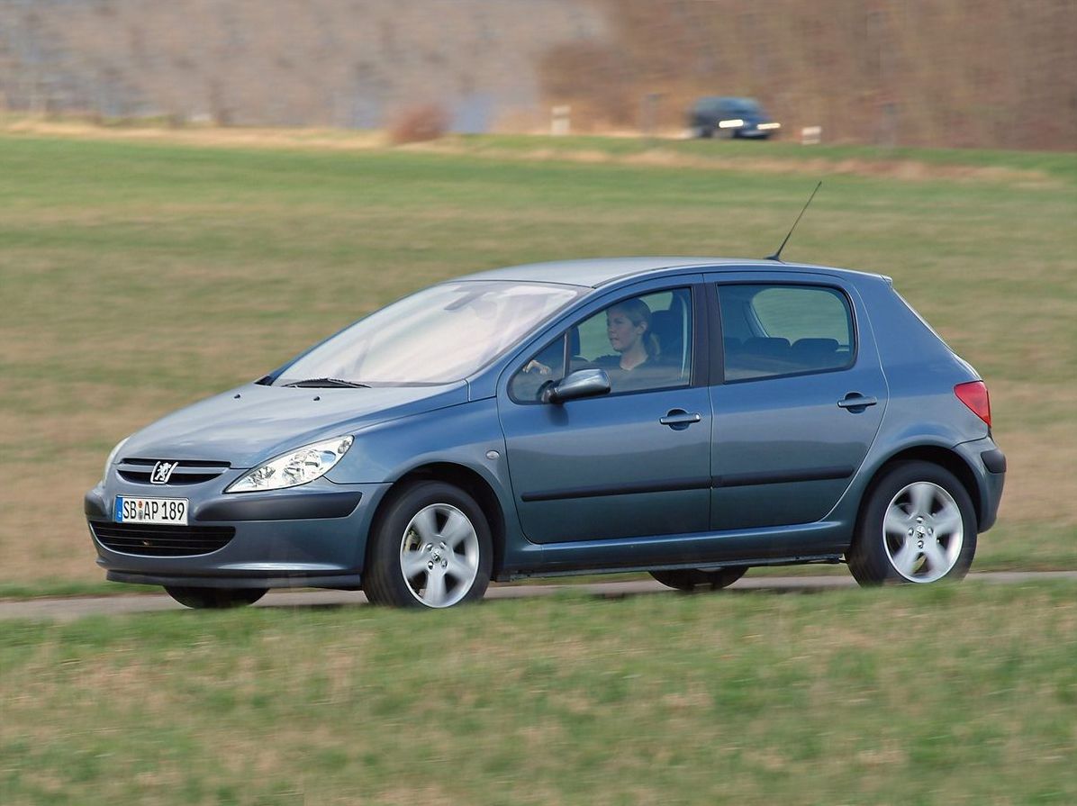 Peugeot 307 з пробігом: катастрофа в електриці та біда в ЕГУР