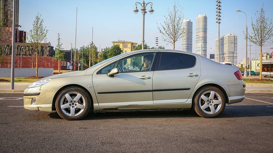 Peugeot 407 з пробігом: коробка з програмою самознищення і такий прекрасний V6