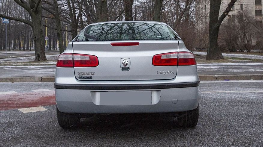 Renault Laguna 2 з пробігом: 1001 поломка підвіски і мотори з ресурсом до 500 тисяч