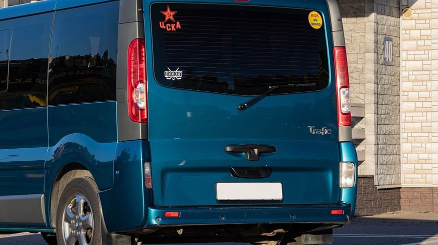 Renault Trafic II і Opel Vivaro I з пробігом: де шукати наскрізну корозію і чому не гріє пічка