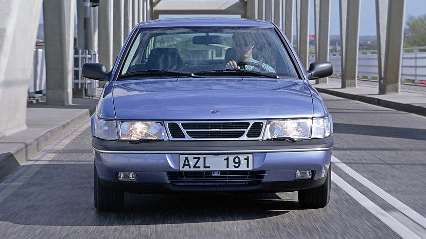 Saab 900 NG з пробігом: кузов без арок і порогів і гальма від Опеля