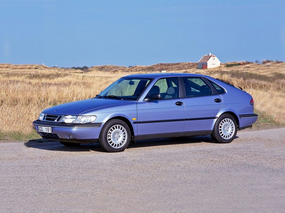 Saab 900 NG з пробігом: кузов без арок і порогів і гальма від Опеля