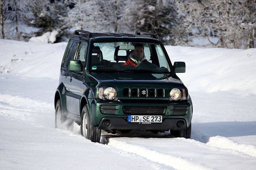 Suzuki Jimny III c пробігом: зовнішній блиск, пухка корозія і діагностика молотком