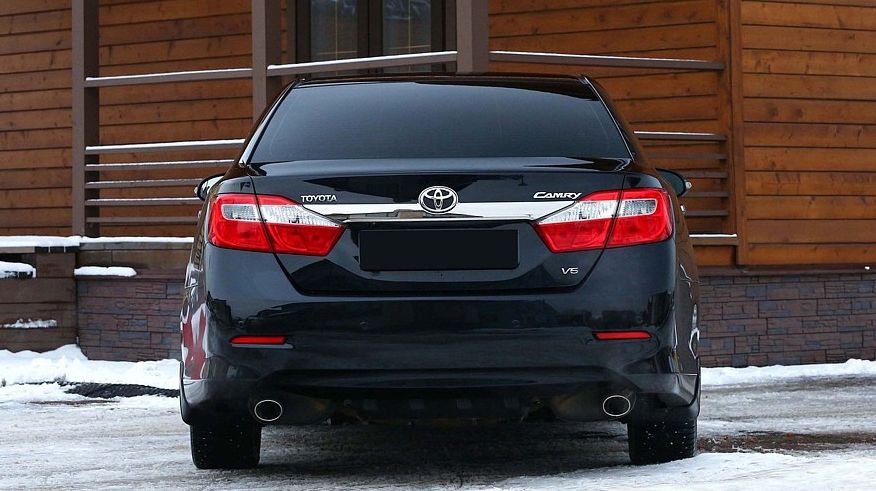 Toyota Camry XV50 з пробігом: щоправда якісні електрика з ходовою та надто потужний V6