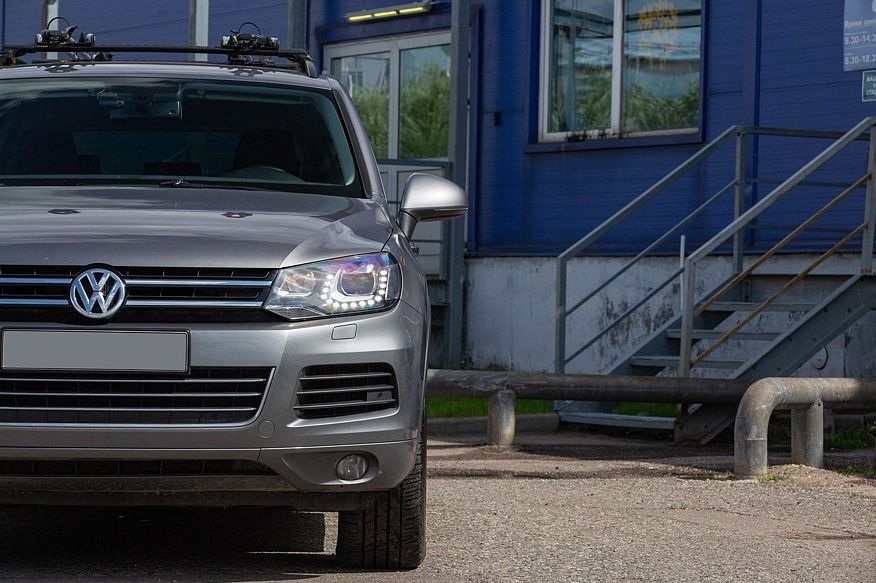 Volkswagen Touareg II (7P) з пробігом: електрика поки тримається, а корозія вже почалася