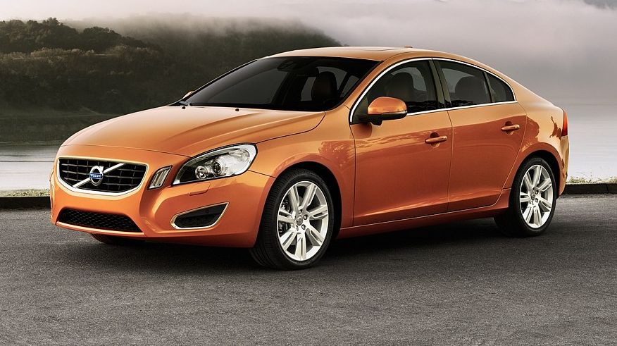 Volvo S60 II з пробігом: дорога оптика і проблемна електрика