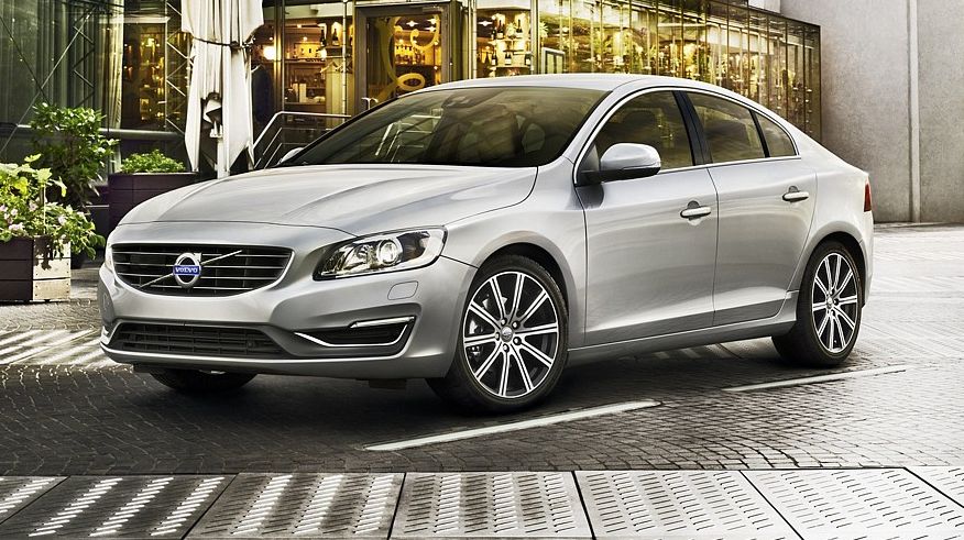 Volvo S60 II з пробігом: дорога оптика і проблемна електрика