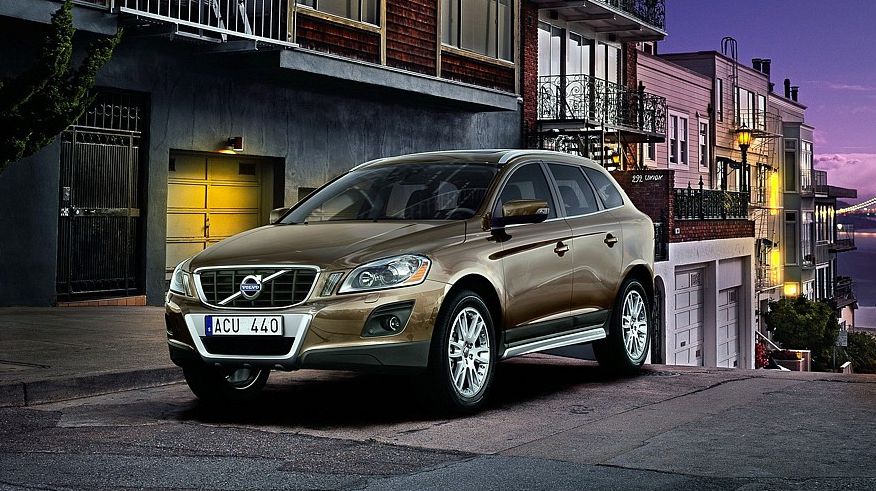 Volvo XC60 I з пробігом: дверима не грюкати, кнопки не тикати!