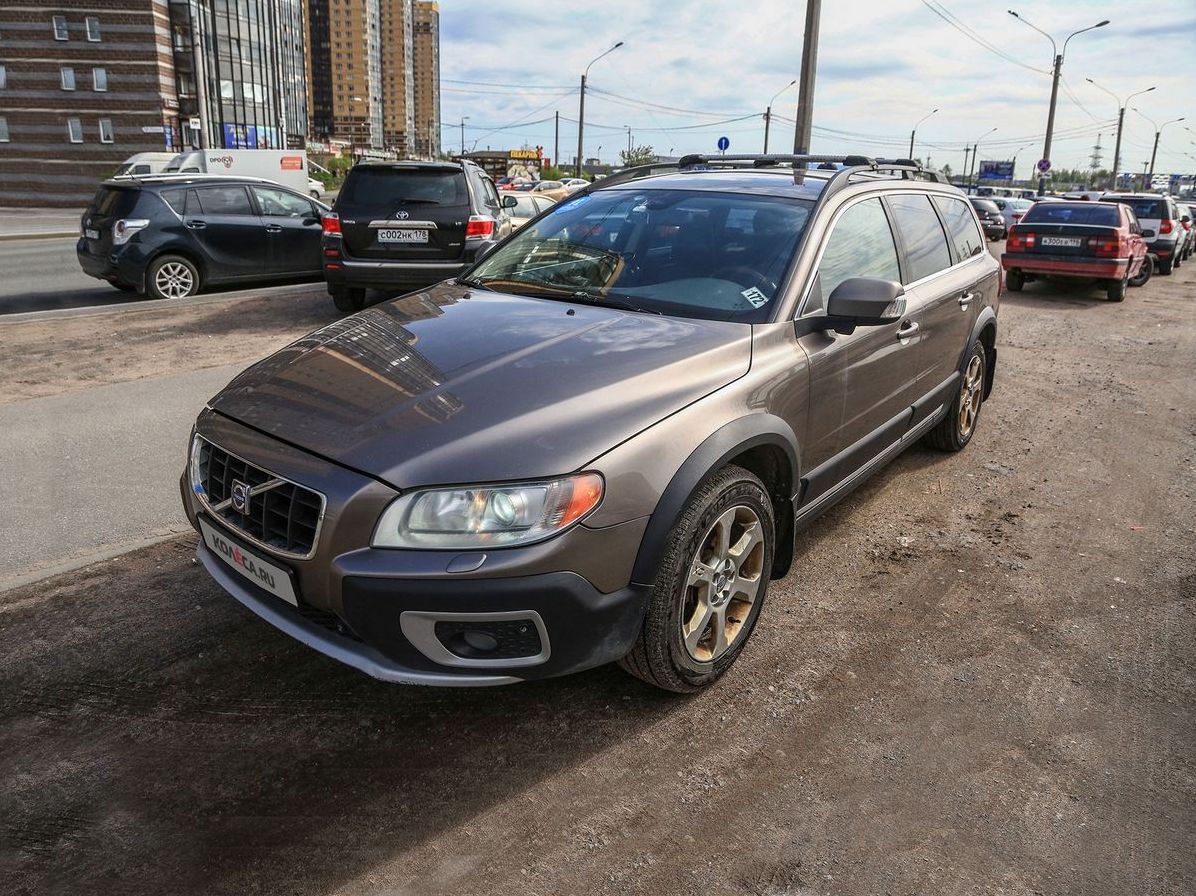 Volvo XC70 III з пробігом: погіршена електрика від Форда і підвіска, на якій можна економити