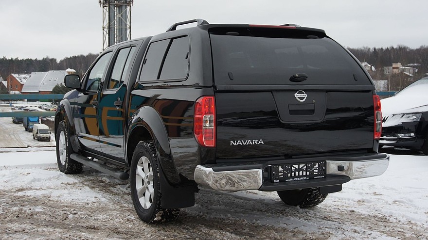 Цукерки: Nissan Navara 2011 року з пробігом 260 000 кілометрів від одного власника