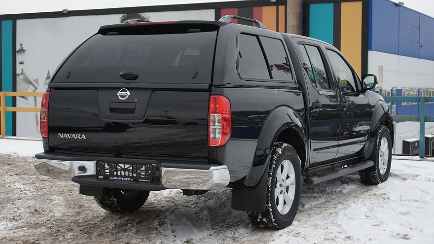 Цукерки: Nissan Navara 2011 року з пробігом 260 000 кілометрів від одного власника